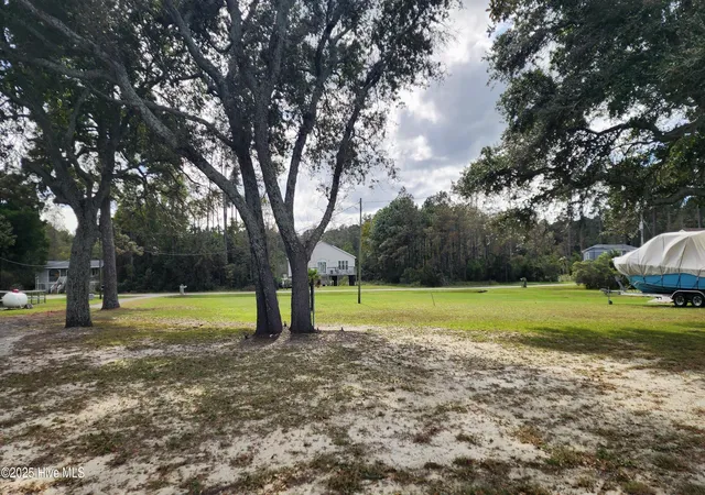 Photo 4 of Land for sale at 187 Pamlico Pkwy, Beaufort, NC 28516 | MLS# 100544712 | Listing updated on 2026-03-01