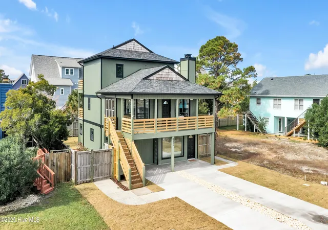 2nd image of 917 Riptide Ln, Carolina Beach, NC 28428 | MLS# 100542727