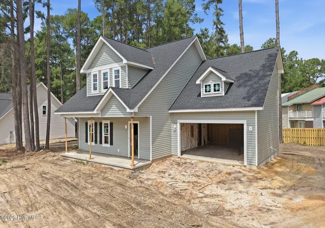 Photo 3 of Single family home for sale at 442 Hyland Hills Rd, Southern Pines, NC 28387 | MLS# 100583920 | Listing updated on 2026-08-31