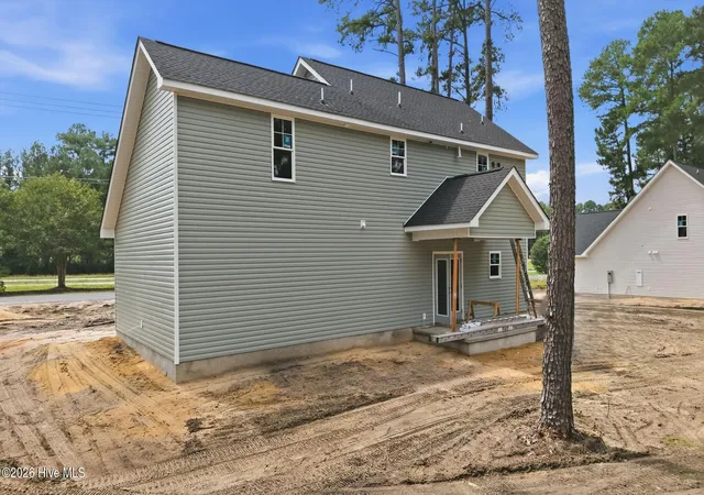 Photo 5 of Single family home for sale at 442 Hyland Hills Rd, Southern Pines, NC 28387 | MLS# 100583920 | Listing updated on 2026-08-31