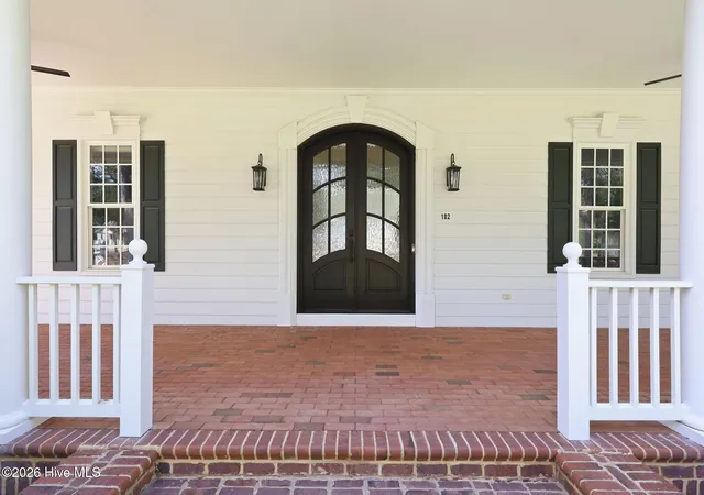 Photo 3 of Single family home for sale at 102 Chesterfield Dr, Pinehurst, NC 28374 | MLS# 100594842 | Listing updated on 2026-08-18