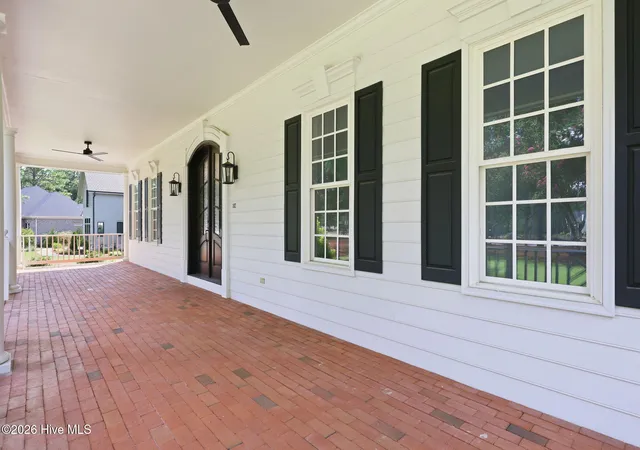 Photo 4 of Single family home for sale at 102 Chesterfield Dr, Pinehurst, NC 28374 | MLS# 100594842 | Listing updated on 2026-08-18