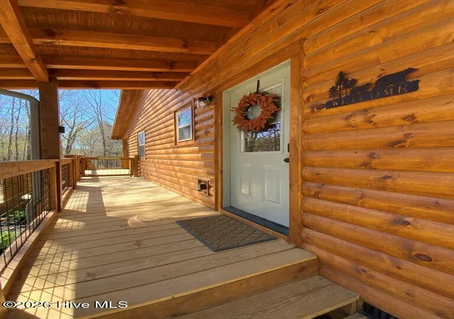 Photo 4 of Single family home for sale at 28 Copper Fox Cor, Murphy, NC 28906 | MLS# 100593743 | Listing updated on 2026-08-18