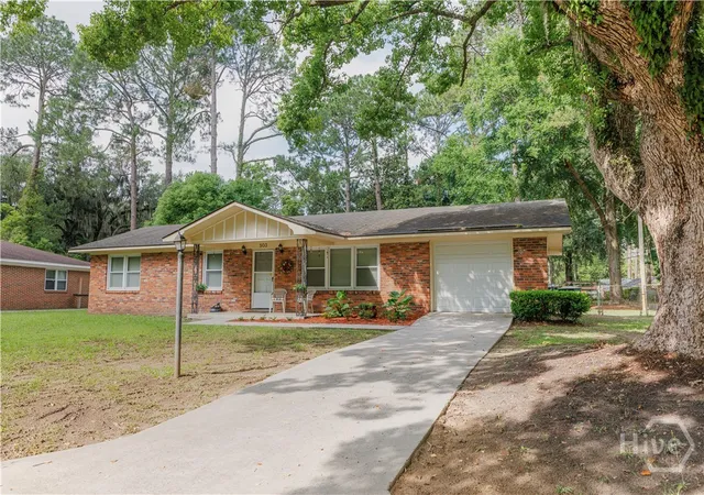 3rd image of 503 Dyches Dr, Savannah, GA 31406 | MLS# SA357107