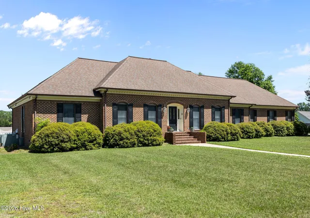 Homes for sale in Washington, NC | 106 Northwood Rd, Washington, NC 27889 | MLS# 100568766