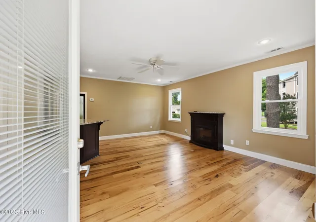 Photo 4 of Condo for sale at 303 Midyette St #C14, Oriental, NC 28571 | MLS# 100582766 | Listing updated on 2026-08-18