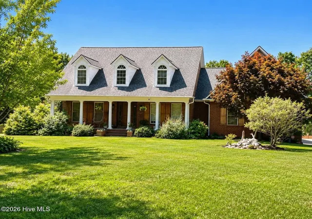 Photo 1 of Single family home for sale at 613 Hughes Rd, Hampstead, NC 28443 | MLS# 100585893 | Listing updated on 2026-08-18