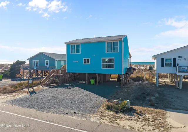 Photo 2 of Single family home for sale at 2925 E Beach Dr, Oak Island, NC 28465 | MLS# 100590642 | Listing updated on 2026-09-03