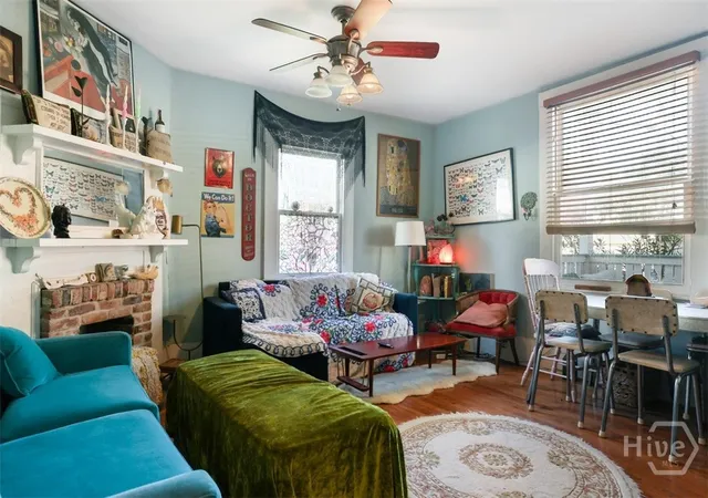 Listing Photo 3 - Condo for sale in building located at 2304 Reynolds St, Savannah, GA 31401