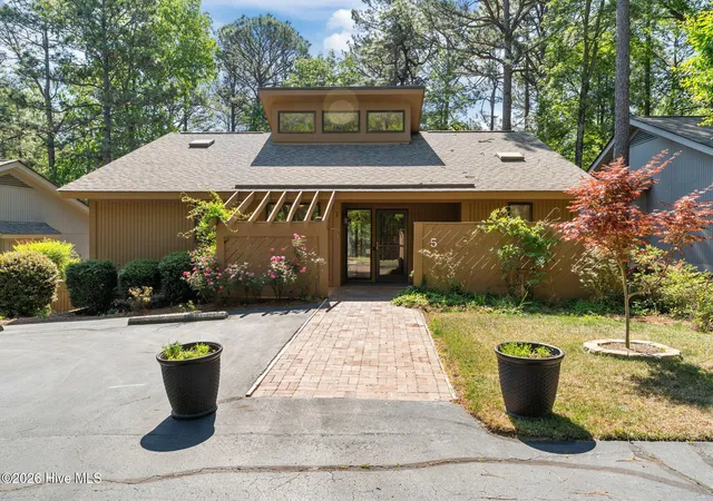 Photo 3 of Townhouse for sale at 5 Village By The Lake Ln, Southern Pines, NC 28387 | MLS# 100569363 | Listing updated on 2026-08-18