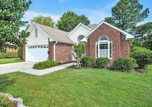 Photo 2 of Single family home for sale at 3032 Weatherby Ct, Wilmington, NC 28405 | MLS# 100583148 | Listing updated on 2026-09-17