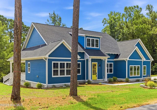 Photo 2 of Single family home for sale at 1358 Royal Colony Dr, Shallotte, NC 28470 | MLS# 100590780 | Listing updated on 2026-09-29