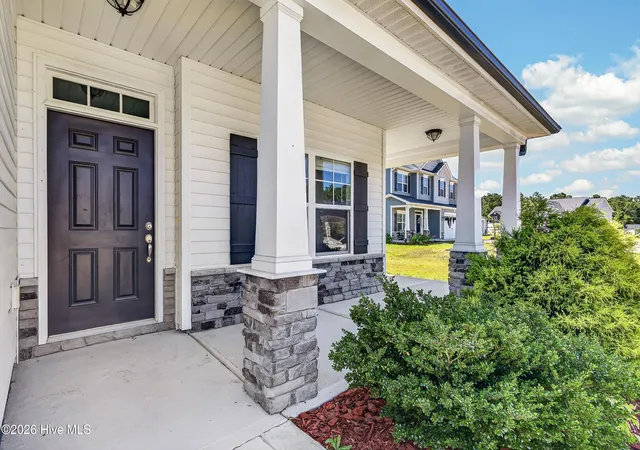 Homes for sale in Sneads Ferry, NC | 129 Evergreen Forest Dr, Sneads Ferry, NC 28460 | MLS# 100579256