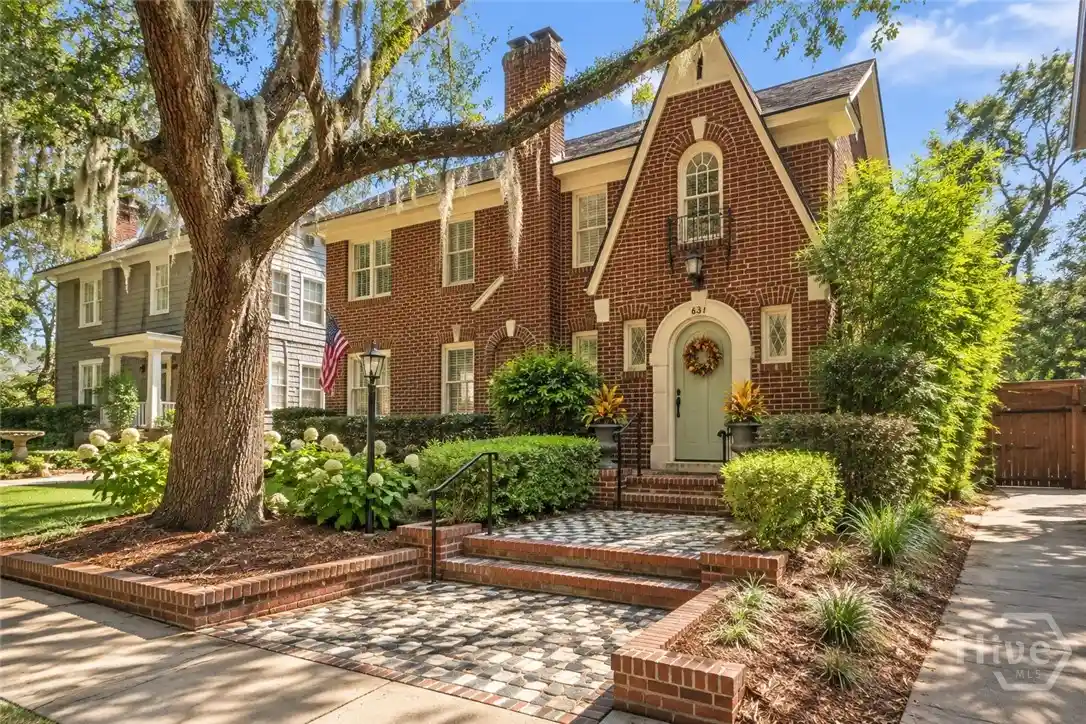 Photo 1 of Single family home for sale at 633 E 46th Street, Savannah, GA 31405 | MLS# SA365778 | Listing updated on 2026-10-22
