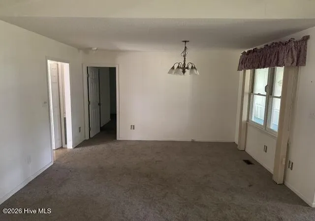 Photo 3 of Single family home for sale at 104 Knollwood Ct, New Bern, NC 28562 | MLS# 100595809 | Listing updated on 2026-10-05