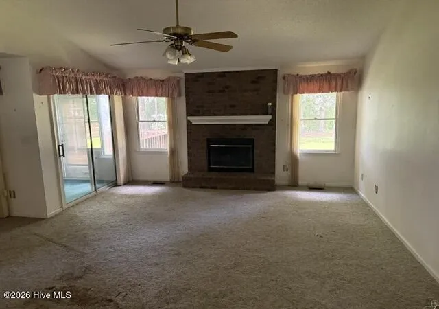 Photo 4 of Single family home for sale at 104 Knollwood Ct, New Bern, NC 28562 | MLS# 100595809 | Listing updated on 2026-10-05