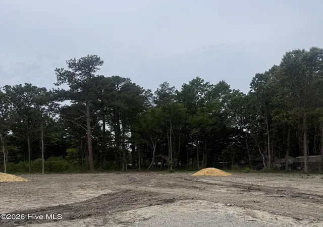 Photo 1 of Land for sale at 520 Soundside Rd, Edenton, NC 27932 | MLS# 100582714 | Listing updated on 2026-06-22