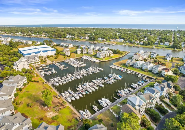 Listing Photo 2 - Condo for sale in building located at 2537Th St James Dr Se, Southport, NC 28461 - Unit #1108