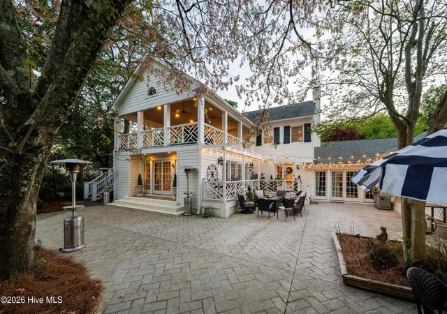 Photo 3 of Single family home for sale at 2301 Parham Dr, Wilmington, NC 28403 | MLS# 100565005 | Listing updated on 2026-10-02