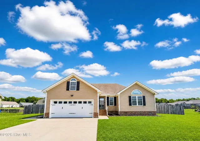 Photo 1 of Single family home for sale at 1660 Cedar Point Cir, Elizabeth City, NC 27909 | MLS# 100590567 | Listing updated on 2026-09-05