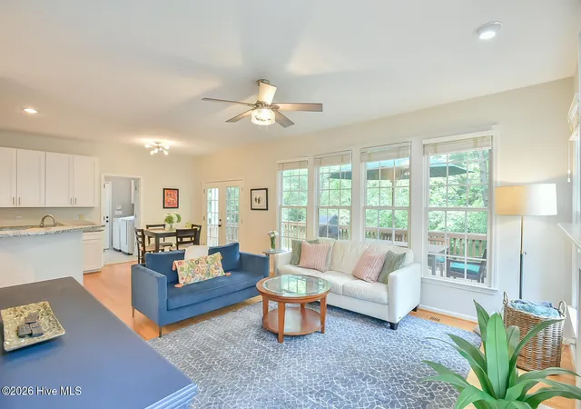 Photo 5 of Single family home for sale at 112 Dairy Ct, Chapel Hill, NC 27516 | MLS# 100580712 | Listing updated on 2026-09-03