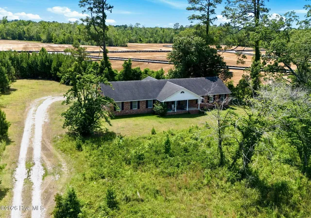 Homes for sale in Winnabow, NC | 375 George Ii Hwy Se, Winnabow, NC 28479 | MLS# 100585921