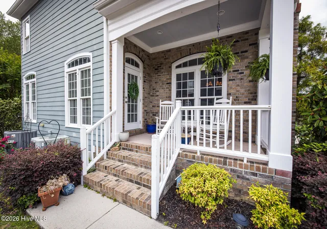 Photo 2 of Single family home for sale at 722 Chablis Way, Wilmington, NC 28411 | MLS# 100579292 | Listing updated on 2026-09-27