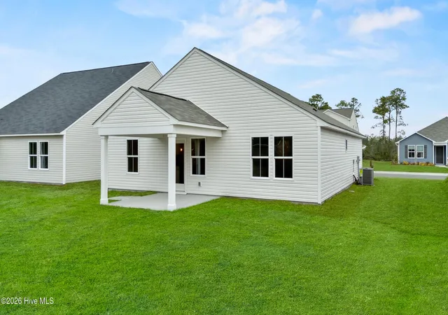 Photo 4 of Single family home for sale at 511 Getaway Ln #63, Shallotte, NC 28470 | MLS# 100571073 | Listing updated on 2026-08-18