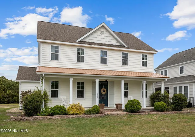 Photo 3 of Single family home for sale at 303 Bogue Watch Dr, Newport, NC 28570 | MLS# 100566045 | Listing updated on 2026-10-01