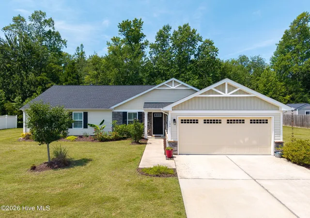 1st image of 106 Hidden View Loop, Moyock, NC 27958 | MLS# 100586220