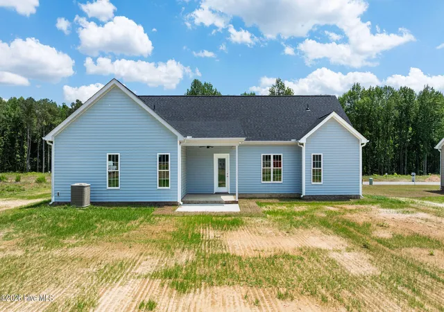 Photo 3 of Single family home for sale at 303 Allies Dr, Goldsboro, NC 27534 | MLS# 100570086 | Listing updated on 2026-10-01