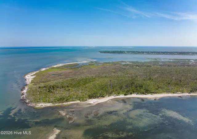 4th image of 7 Browns Island East Part Ter, Harkers Island, NC 28531 | MLS# 100560543