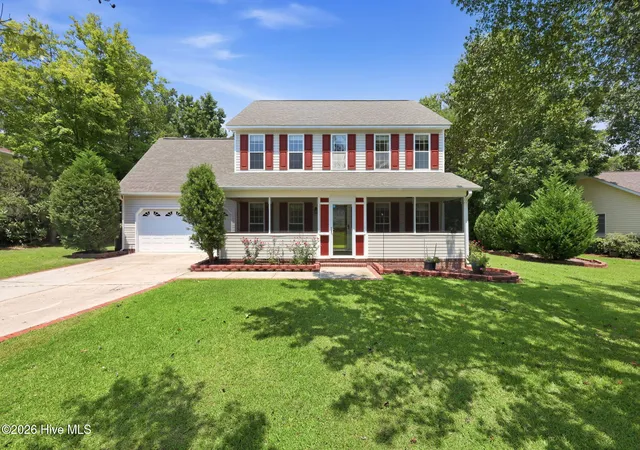 Photo 1 of Single family home for sale at 115 Neuse Harbour Blvd, New Bern, NC 28560 | MLS# 100592960 | Listing updated on 2026-09-18