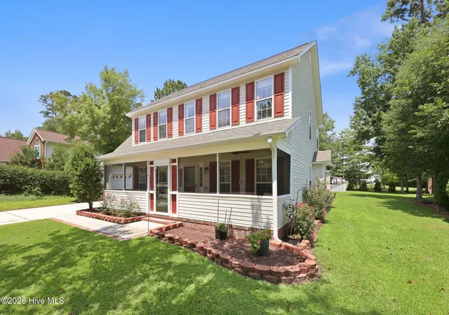 Photo 3 of Single family home for sale at 115 Neuse Harbour Blvd, New Bern, NC 28560 | MLS# 100592960 | Listing updated on 2026-09-18