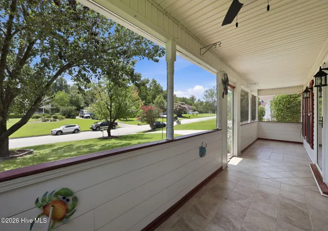 Photo 4 of Single family home for sale at 115 Neuse Harbour Blvd, New Bern, NC 28560 | MLS# 100592960 | Listing updated on 2026-09-18
