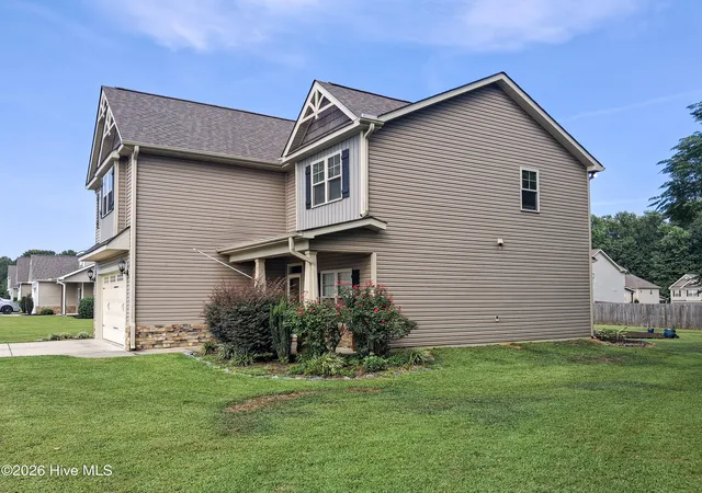 Photo 3 of Single family home for sale at 212 Rustic Fld Dr, Goldsboro, NC 27530 | MLS# 100596524 | Listing updated on 2026-08-18