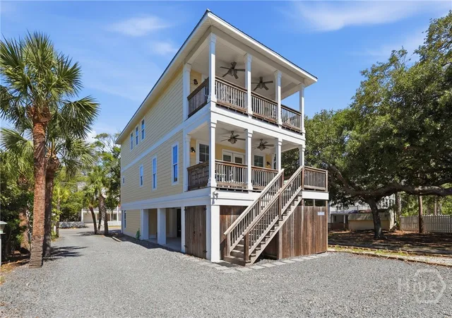 Homes for sale in Tybee Island, GA | 10 13th Pl, Tybee Island, GA 31328 | MLS# SA356365