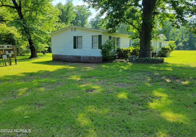 Photo 3 of Manufactured home for sale at 572 Main St, Edward, NC 27821 | MLS# 100330803 | Listing updated on 2026-05-12