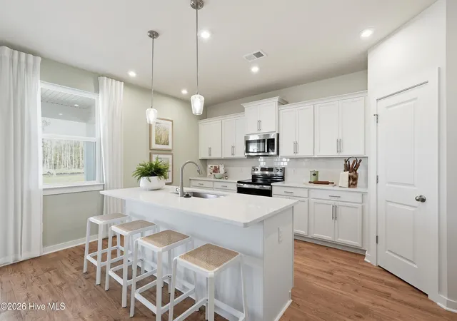 Photo 3 of Single family home for sale at 4034 Nightfall Pkwy Ne, Winnabow, NC 28479 | MLS# 100579615 | Listing updated on 2026-10-08