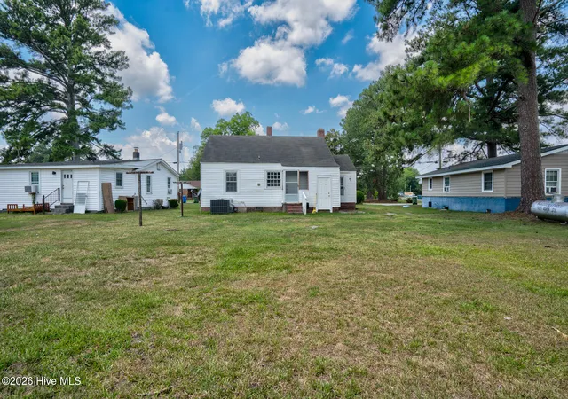 Homes for sale in Pinetops, NC | 203 S S A Gilliam St, Pinetops, NC 27864 | MLS# 100583719