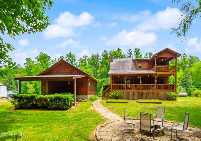 Photo 3 of Single family home for sale at 64 Canoe Bnd, Murphy, NC 28906 | MLS# 98525118 | Listing updated on 2026-08-18