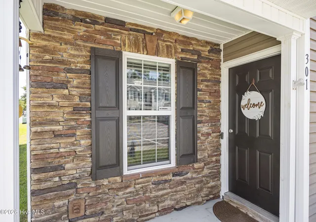 Photo 3 of Townhouse for sale at 301 Glen Cannon Dr, Jacksonville, NC 28546 | MLS# 100596746 | Listing updated on 2026-09-10