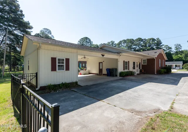 3rd image of 1705 Englewood Dr, Greenville, NC 27858 | MLS# 100577641