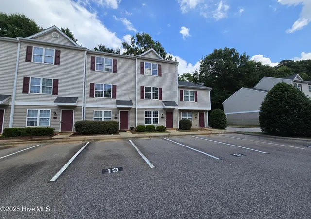 Homes for sale in Raleigh, NC | 19 Red Ln, Raleigh, NC 27606 | MLS# 100587791