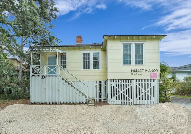 Homes for sale in Tybee Island, GA | 10 10th Ter, Tybee Island, GA 31328 | MLS# SA337109