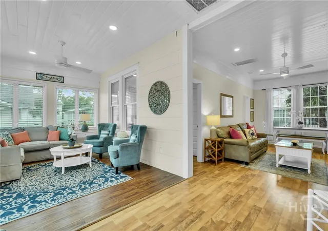 Homes for sale in Tybee Island, GA | 10 10Th Ter, Tybee Island, GA 31328 | MLS# SA337109