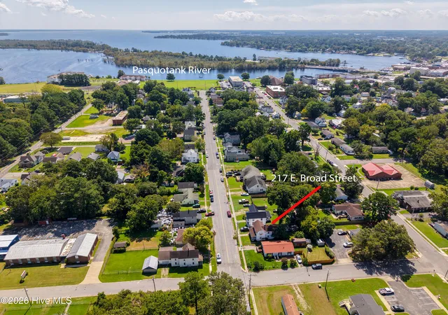 Photo 3 of Single family home for sale at 217 E Broad St, Elizabeth City, NC 27909 | MLS# 100600240 | Listing updated on 2026-09-02