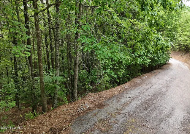 1st image of 104,105 Choctaw Ridge Trl, Murphy, NC 28906 | MLS# 100580283