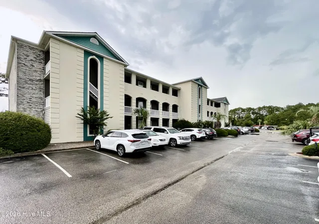 Photo 3 of Condo for sale at 4501 W Harbour Ct #R-12, Little River, SC 29566 | MLS# 100596478 | Listing updated on 2026-08-18