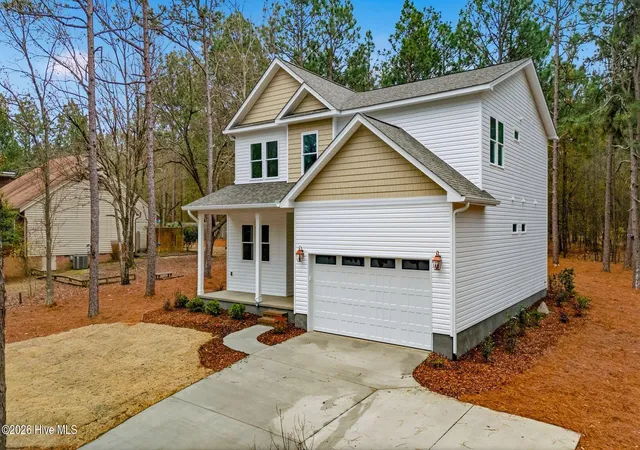 Homes for sale in Seven Lakes, NC | 139 Lancashire Ln, Seven Lakes, NC 27376 | MLS# 100547569